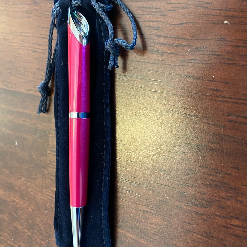 Swarovski NEW ball point pink mini pen (compact).  Simulated jewel at the top. - Picture 2 of 3